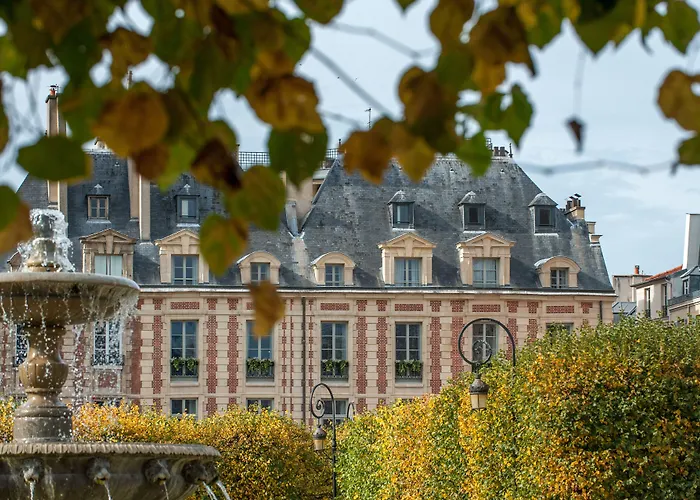 Cour Des Vosges - Evok Collection Hotel Paris
